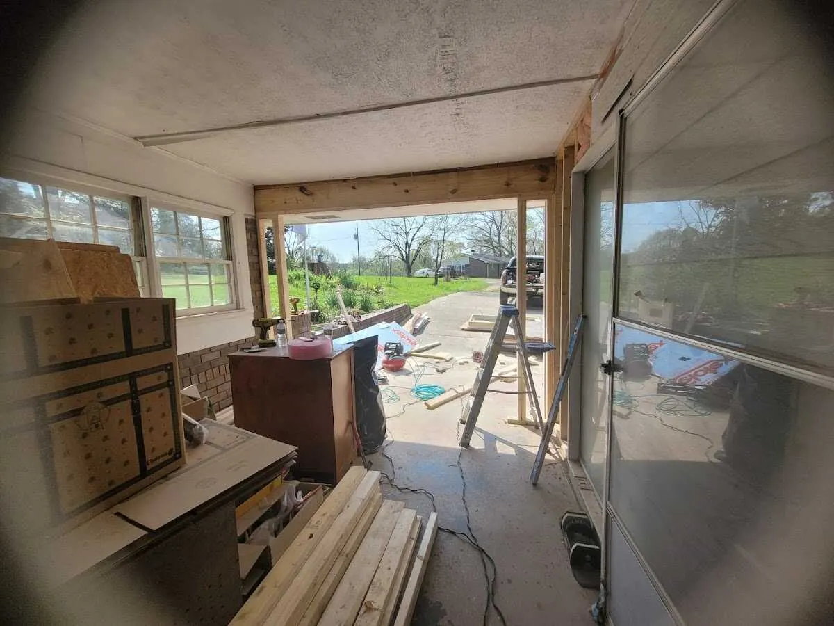 Air movers and dehumidifier for Water Mitigation Services in Richton Park